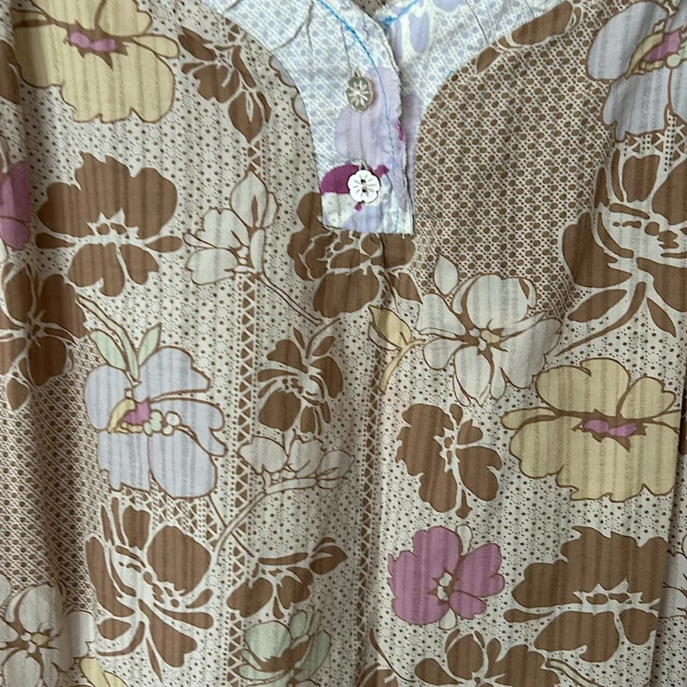 Lux Cute Boho Brown/Purple Floral Lace Cap Sleeve Shirt Top **Size L** 🌸🌸 - Picture 4 of 6